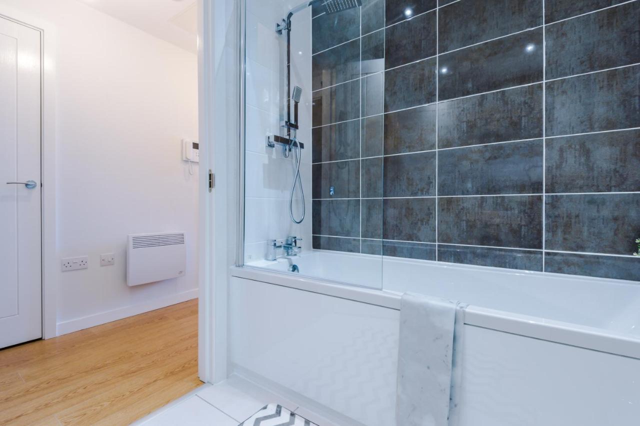 ✰Onpoint - Modern 2 Bed Apartment Close To Centre✰ Leeds  Luaran gambar