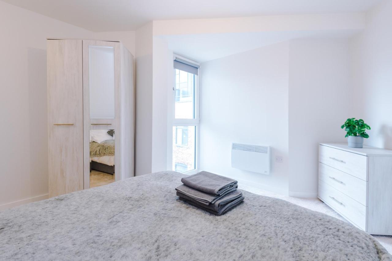 ✰Onpoint - Modern 2 Bed Apartment Close To Centre✰ Leeds  Luaran gambar